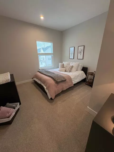 Bedroom - 252 Via Corso, Delaware, OH 43015 photo 4 of 5