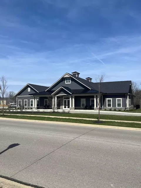 Exterior - 252 Via Corso, Delaware, OH 43015 photo 7 of 7
