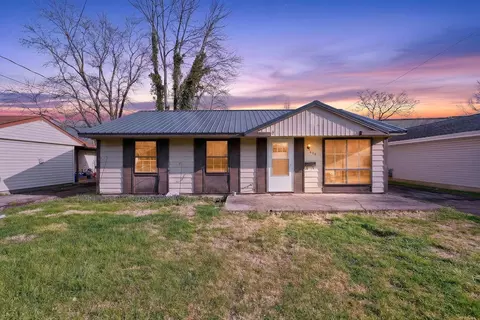 804 Vancouver Dr, Marion, OH 43302