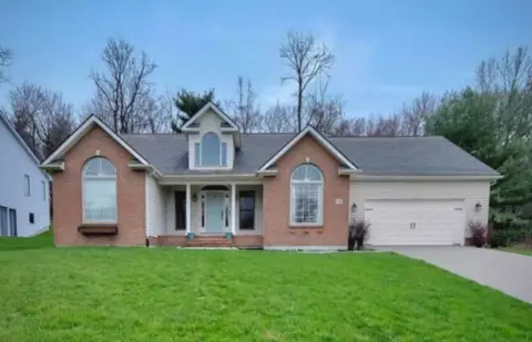 733 Alpine Cir, Heath, OH 43056