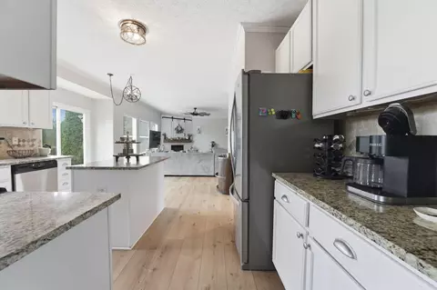 Kitchen - 6895 Kellogg Dr, Powell, OH 43065 photo 1 of 6