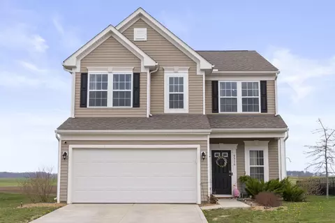 5316 Karst Cir, Ashville, OH 43103