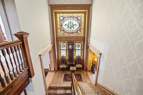 Entry Way - 875 E Broad St, Columbus, OH 43205 photo 13 of 25