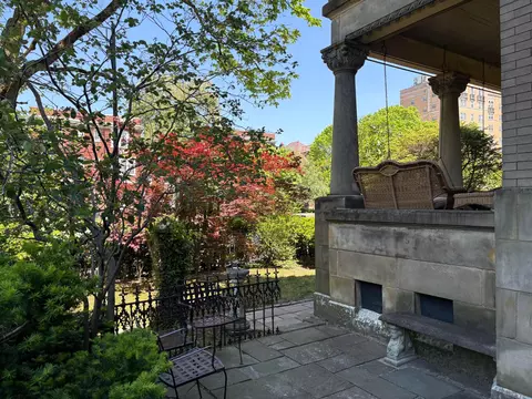 Exterior - 875 E Broad St, Columbus, OH 43205 photo 6 of 15