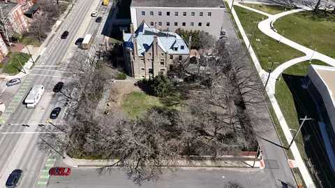 View/Area - 875 E Broad St, Columbus, OH 43205 photo 3 of 5