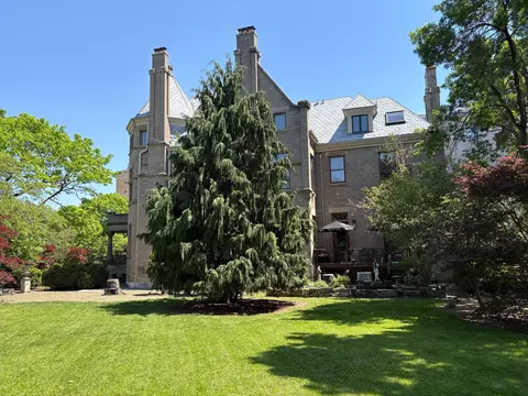 Exterior - 875 E Broad St, Columbus, OH 43205 photo 11 of 15