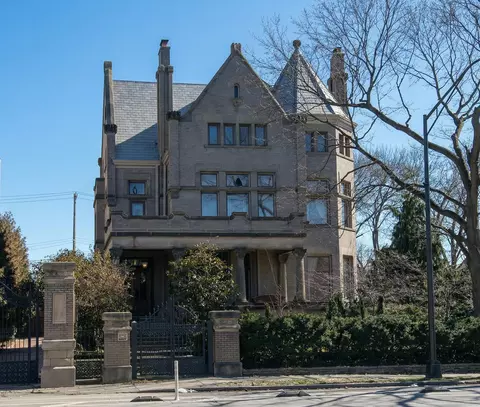 875 E Broad St, Columbus, OH 43205