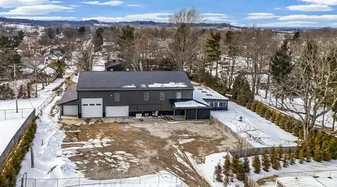 427 Maple Ave, Utica, OH 43080