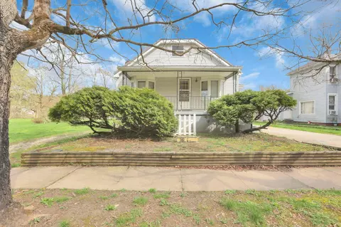 140 S Valley St, Corning, OH 43730