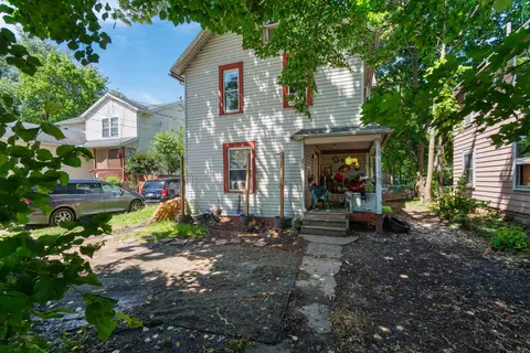 820 Brown St, Akron, OH 44311