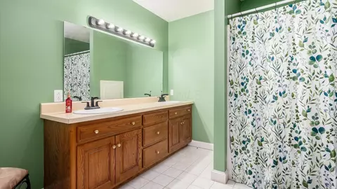 Bath - 2531 Nicholas, Dresden, OH 43821 photo 3 of 4
