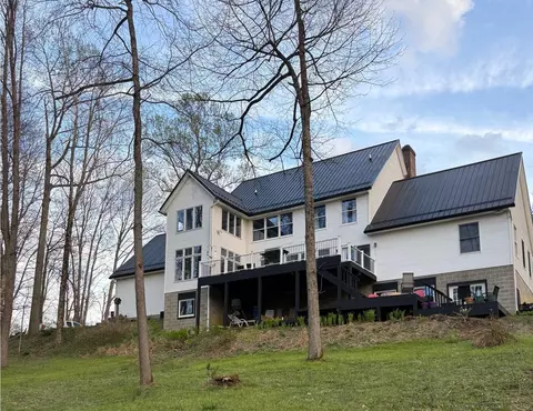 Exterior - 2531 Nicholas, Dresden, OH 43821 photo 3 of 10