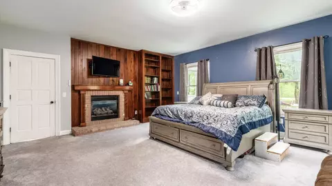 Bedroom - 2531 Nicholas, Dresden, OH 43821 photo 2 of 3