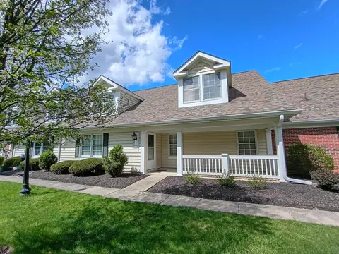 8359 Orchard Knoll Ln #1-8359, Columbus, OH 43235