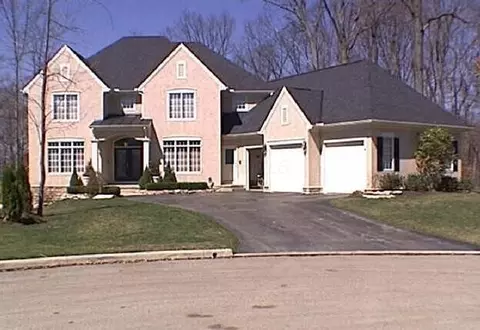 5598 Twin Lakes Ct, Westerville, OH 43082