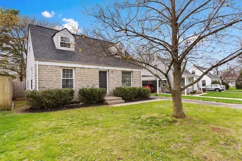 563 Loveman Ave, Worthington, OH 43085