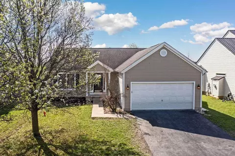 1145 Valley Dr, Marysville, OH 43040