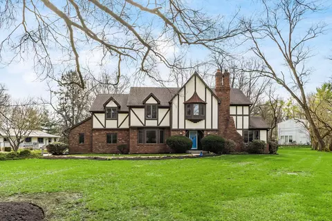 5605 Farms Dr, Columbus, OH 43213