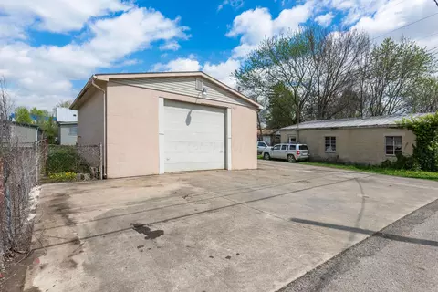 Exterior - 457 Half Ave, Circleville, OH 43113 photo 11 of 15