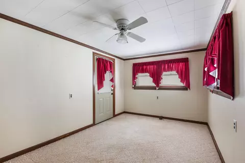 Bedroom - 457 Half Ave, Circleville, OH 43113 photo 2 of 5
