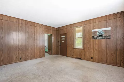 Living - 457 Half Ave, Circleville, OH 43113 photo 3 of 3