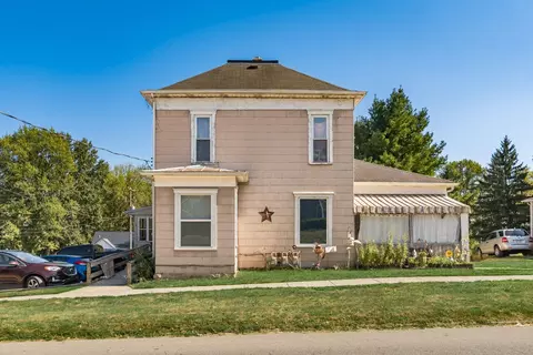 119 E Main St, Centerburg, OH 43011