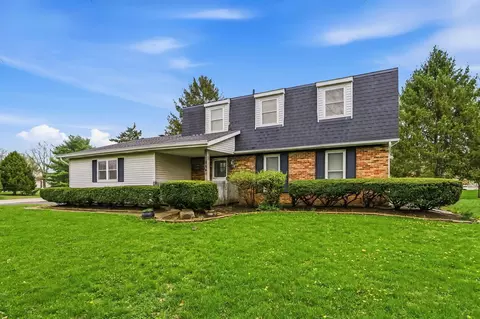 8641 Easton Dr, Pickerington, OH 43147