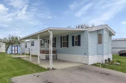 1330 Hanover Rd #203, Delaware, OH 43015