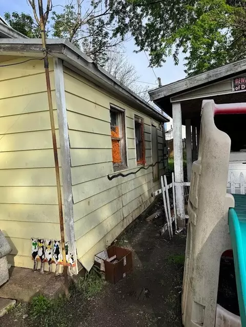 1037 Middle St, Springfield, OH 45503 photo 4
