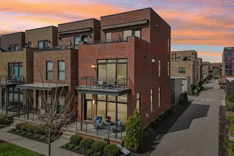 304 Cornelius St, Columbus, OH 43215