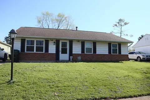 4172 Grayfriars Ln, Columbus, OH 43224