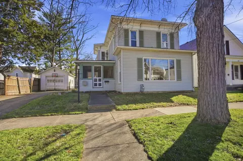 616 E Vine St, Mount Vernon, OH 43050