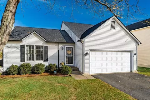 2699 Fernwood Ave, Lancaster, OH 43130