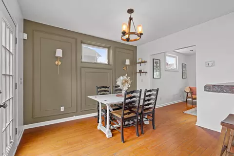 Dining - 532 E Moler St, Columbus, OH 43207 photo 1 of 4