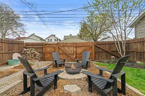 Exterior - 532 E Moler St, Columbus, OH 43207 photo 7 of 16