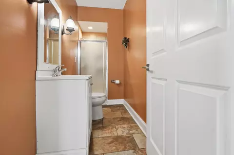 326 E 3rd St, Ashland, OH 44805 photo 13