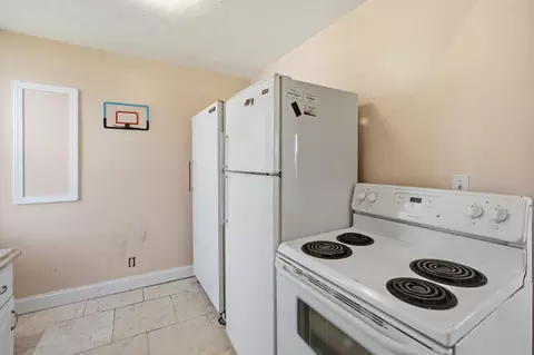 326 E 3rd St, Ashland, OH 44805 photo 12