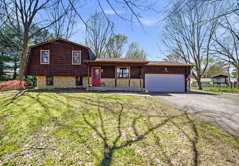 11781 Covington Ct NW, Pickerington, OH 43147