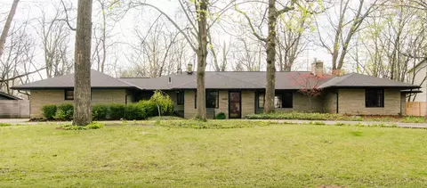 2655 Minerva Lake Rd, Columbus, OH 43231