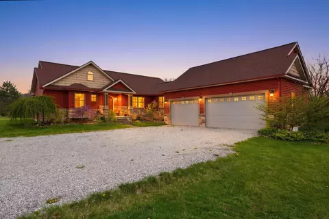 660 Winchester Southern Rd NW, Ashville, OH 43103