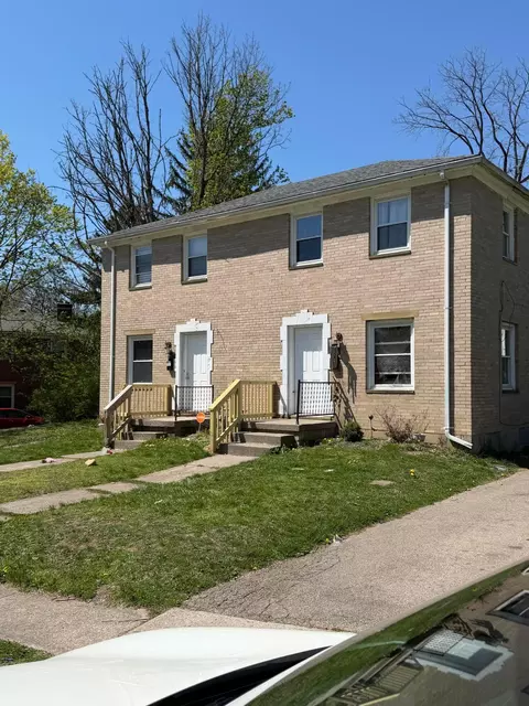 1143 Cedarview Dr, Springfield, OH 45503