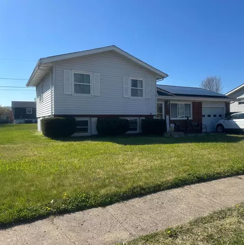 953 Marla Ave, Logan, OH 43138