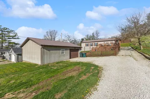 19404 High St, Adelphi, OH 43101