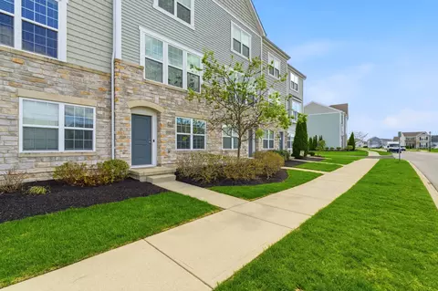 5753 Passage Creek Dr, Dublin, OH 43016