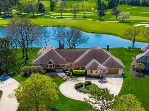 8556 Finlarig Dr, Dublin, OH 43017