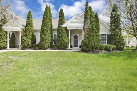 6074 New Albany Rd W #2, New Albany, OH 43054