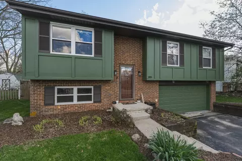 831 Lantern Dr, Marysville, OH 43040