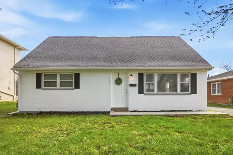 758 Demorest Rd, Columbus, OH 43204