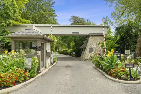 1439 Cliff Ct #65, Columbus, OH 43204