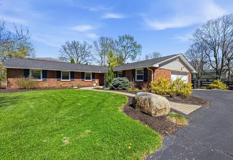 7766 Candlewood Ln, Columbus, OH 43235